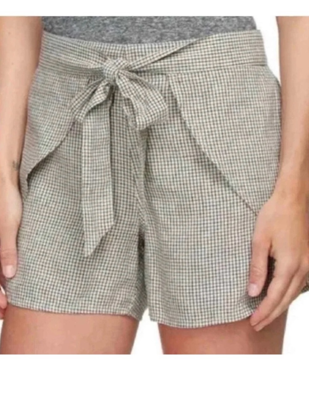 Patagonia Plaid Tie-Waist Women's Shorts - Beige/Light Gray